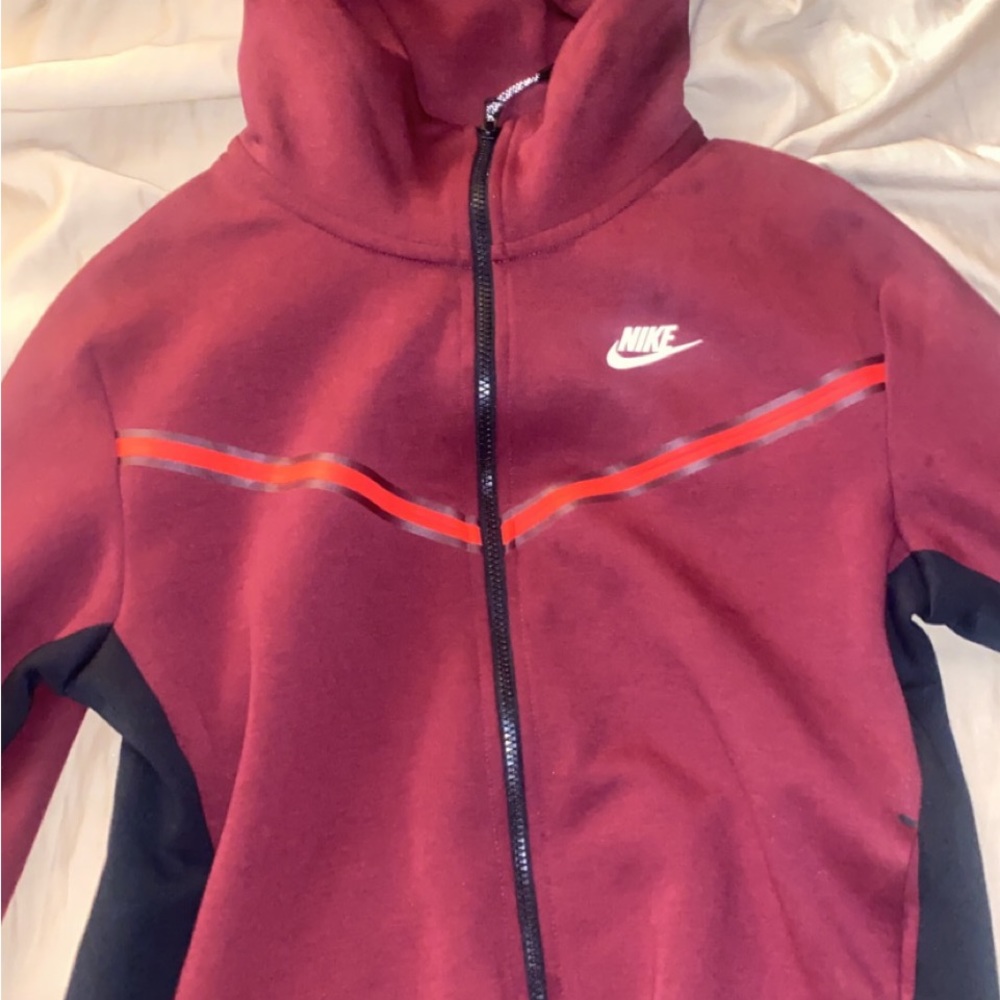 Nike Tech